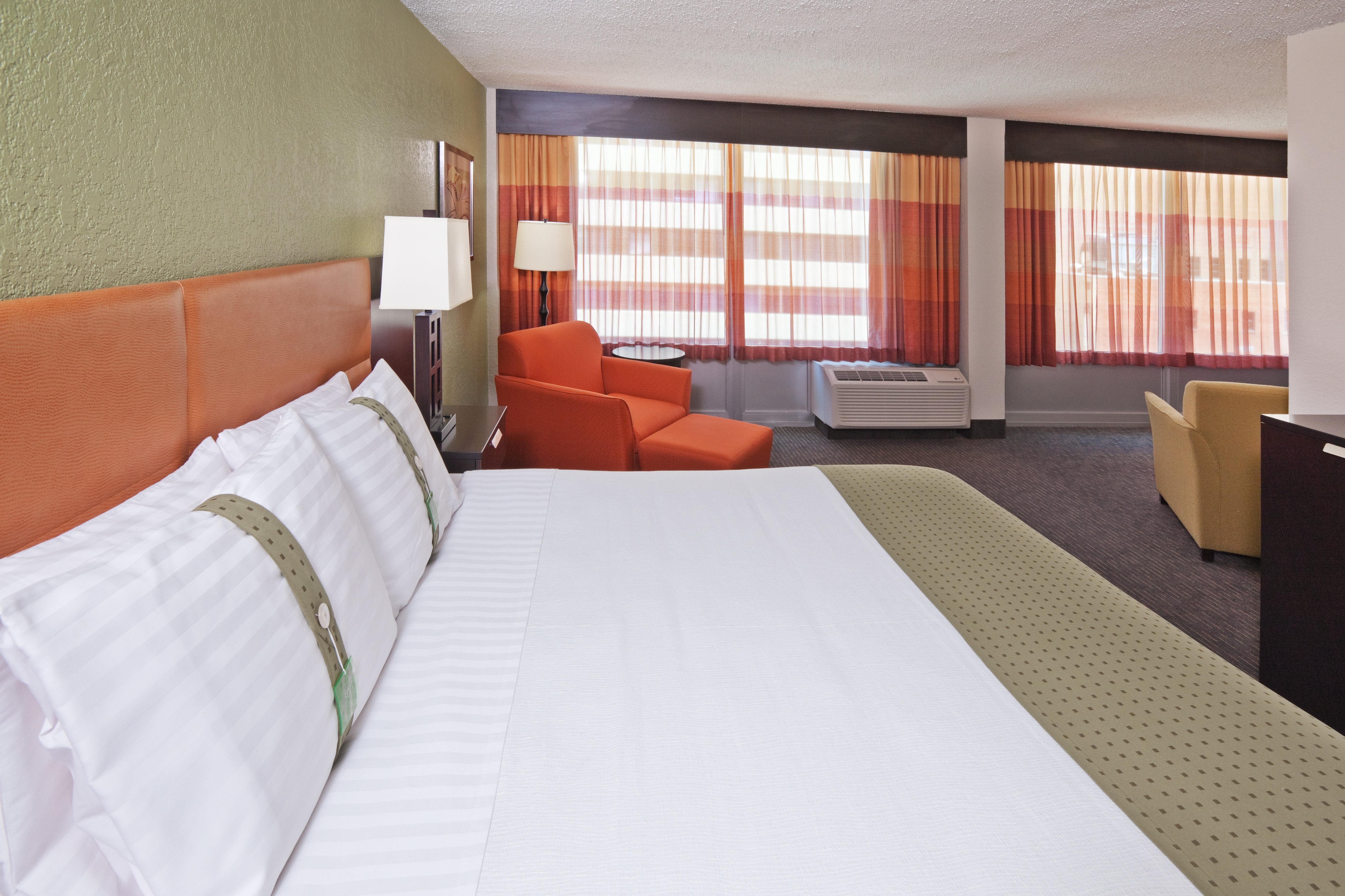 17 West Hotel, Ascend Hotel Collection Tulsa Room photo
